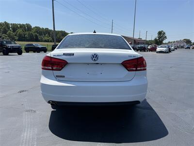 2015 Volkswagen Passat 2.0L TDI SE   - Photo 7 - Cahokia, IL 62206