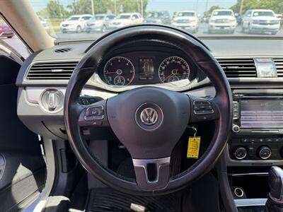 2015 Volkswagen Passat 2.0L TDI SE   - Photo 13 - Cahokia, IL 62206
