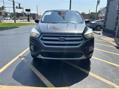 2017 Ford Escape SE - Photo 6 - Fairview Heights, IL 62208