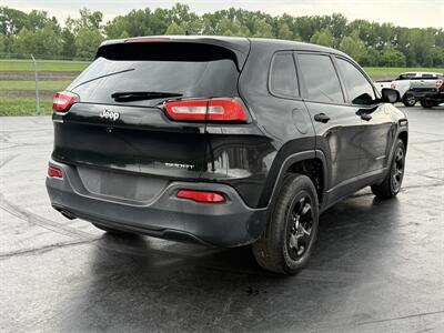 2014 Jeep Cherokee Sport   - Photo 8 - Cahokia, IL 62206