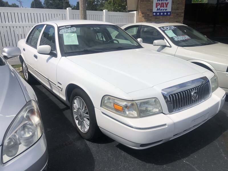 2010 Mercury Grand Marquis LS photo 5