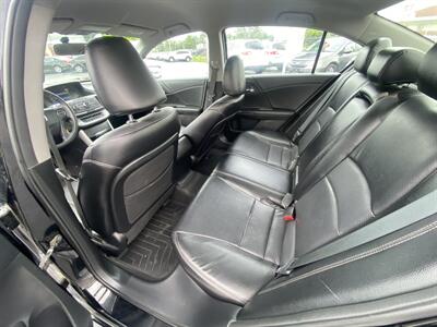 2014 Honda Accord Sport   - Photo 11 - Cahokia, IL 62206