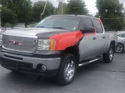 2011 GMC Sierra 1500 SLE   - Photo 2 - Belleville, IL 62226