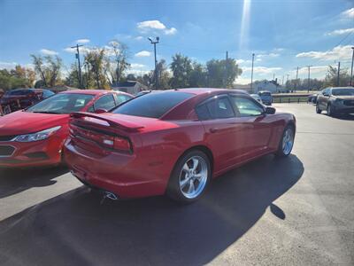 2011 Dodge Charger R/T   - Photo 4 - Cahokia, IL 62206