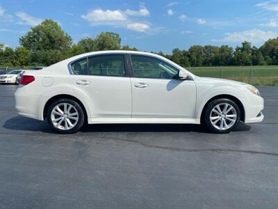 2013 Subaru Legacy 2.5i Premium   - Photo 4 - Cahokia, IL 62206