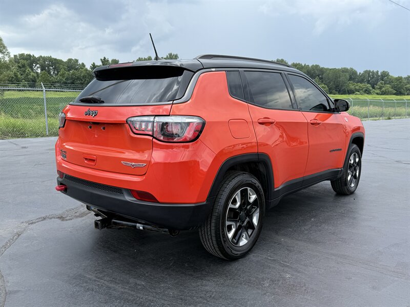 2017 Jeep Compass Trailhawk - Photo 5 - Cahokia, IL 62206