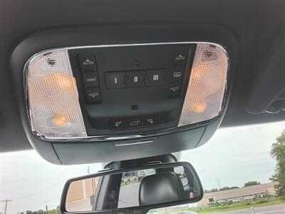 2015 Jeep Grand Cherokee Overland - Photo 10 - Cahokia, IL 62206