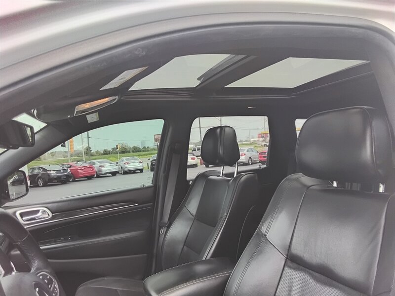 2015 Jeep Grand Cherokee Overland - Photo 7 - Cahokia, IL 62206