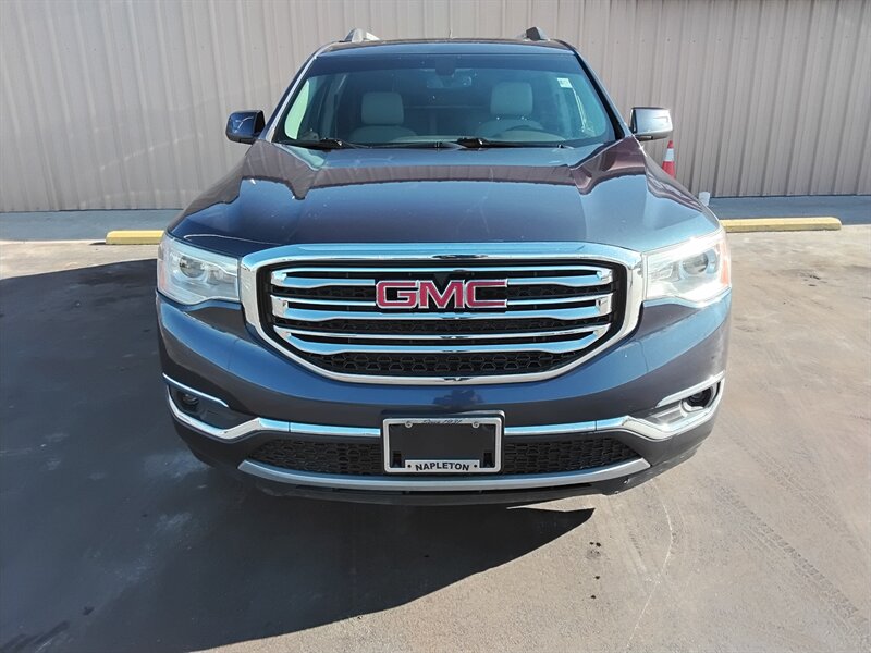 2019 GMC Acadia SLT-1 - Photo 2 - Cahokia, IL 62206