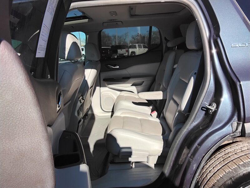 2019 GMC Acadia SLT-1 - Photo 11 - Cahokia, IL 62206