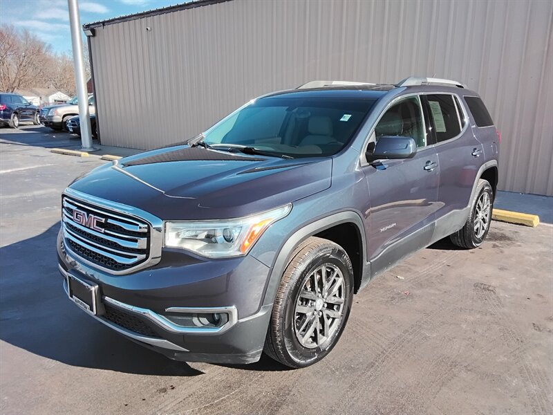 2019 GMC Acadia SLT-1's photo