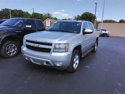 2011 Chevrolet Avalanche LT Truck