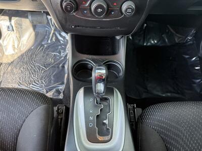 2017 Dodge Journey SXT   - Photo 14 - Cahokia, IL 62206