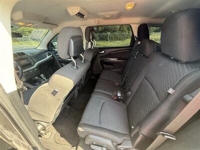 2017 Dodge Journey SXT   - Photo 9 - Cahokia, IL 62206