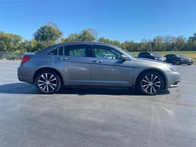 2012 Chrysler 200 S   - Photo 4 - Cahokia, IL 62206