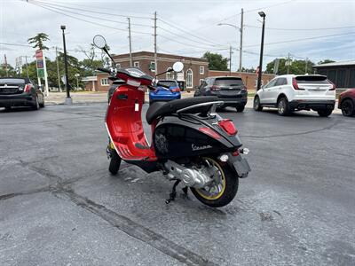 2023 Vespa primavera Mickey Mouse Edition   - Photo 3 - Millstadt, IL 62260
