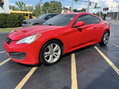 2011 Hyundai Genesis Coupe 2.0T   - Photo 3 - Fairview Heights, IL 62208