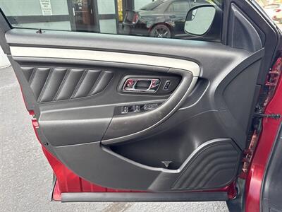 2016 Ford Taurus SEL - Photo 12 - Millstadt, IL 62260