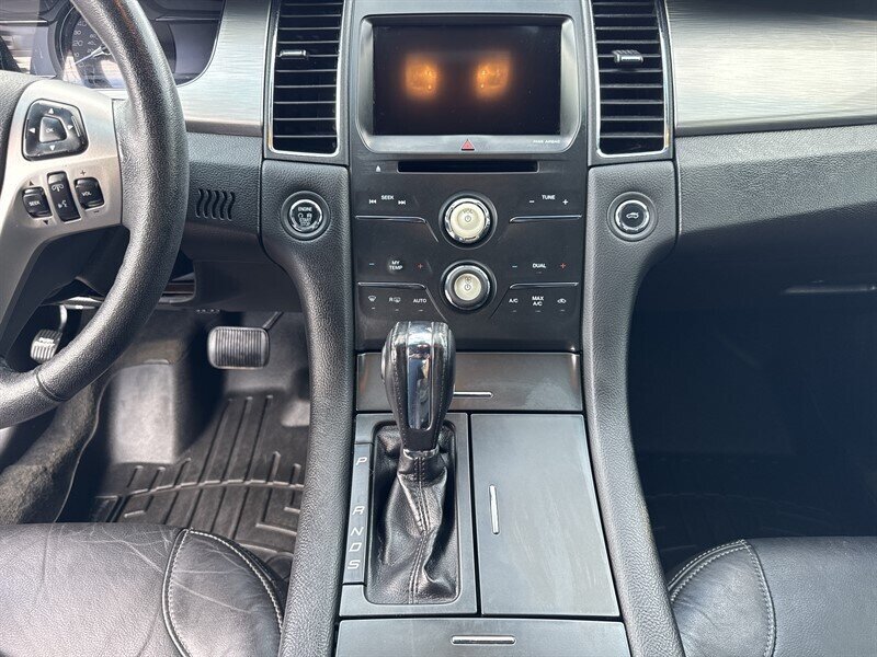 2016 Ford Taurus SEL - Photo 23 - Millstadt, IL 62260