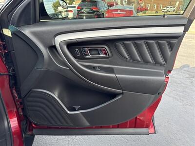 2016 Ford Taurus SEL - Photo 14 - Millstadt, IL 62260