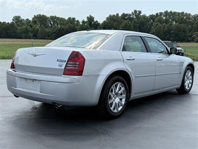 2007 Chrysler 300C   - Photo 7 - Cahokia, IL 62206