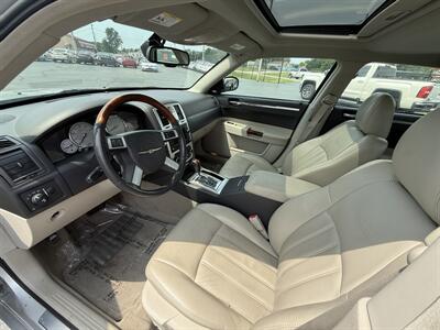 2007 Chrysler 300C   - Photo 10 - Cahokia, IL 62206