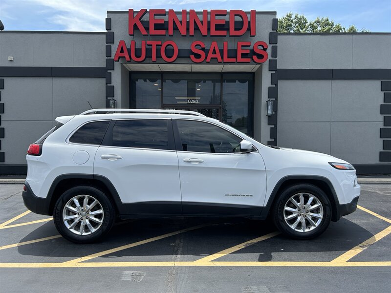 2015 Jeep Cherokee Limited   - Photo 1 - Fairview Heights, IL 62208
