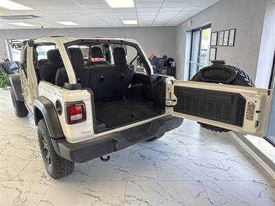 2020 Jeep Wrangler Willys Sport - Photo 13 - Millstadt, IL 62260