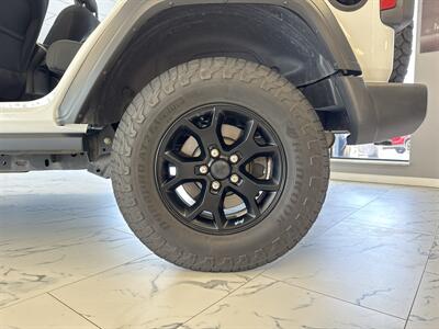 2020 Jeep Wrangler Willys Sport - Photo 14 - Millstadt, IL 62260