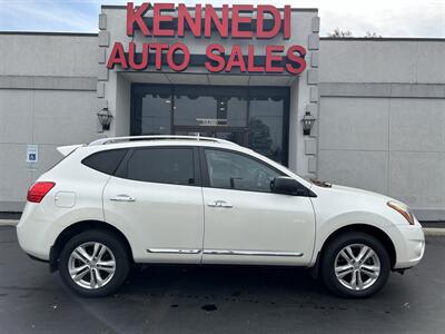 2015 Nissan Rogue Select S   - Photo 1 - Fairview Heights, IL 62208