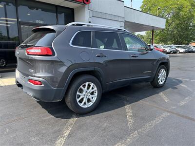 2016 Jeep Cherokee Latitude   - Photo 4 - Fairview Heights, IL 62208