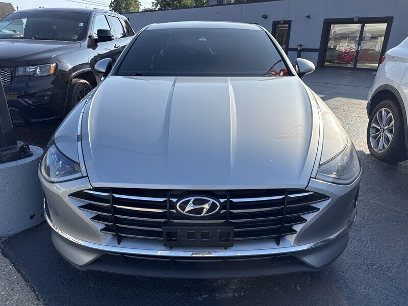 2020 Hyundai Sonata SE - Photo 2 - Millstadt, IL 62260