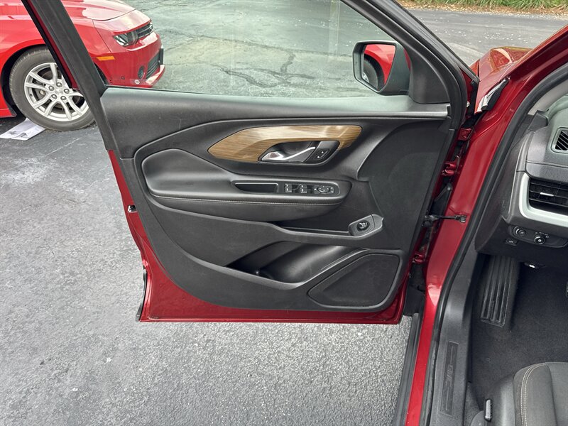 2019 GMC Terrain SLE - Photo 12 - Millstadt, IL 62260