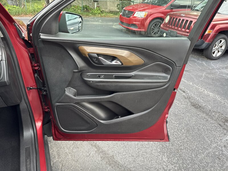 2019 GMC Terrain SLE - Photo 14 - Millstadt, IL 62260
