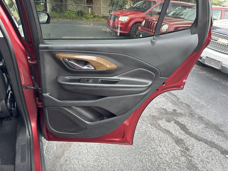 2019 GMC Terrain SLE - Photo 18 - Millstadt, IL 62260
