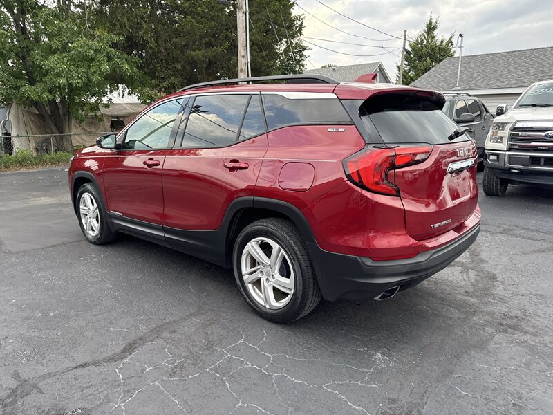 2019 GMC Terrain SLE - Photo 5 - Millstadt, IL 62260