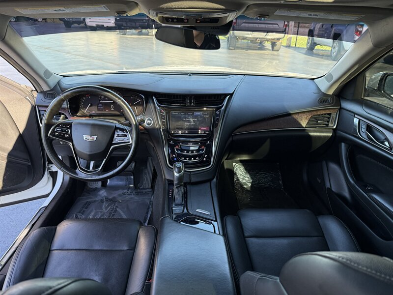 2017 Cadillac CTS 3.6L Luxury - Photo 11 - Cahokia, IL 62206