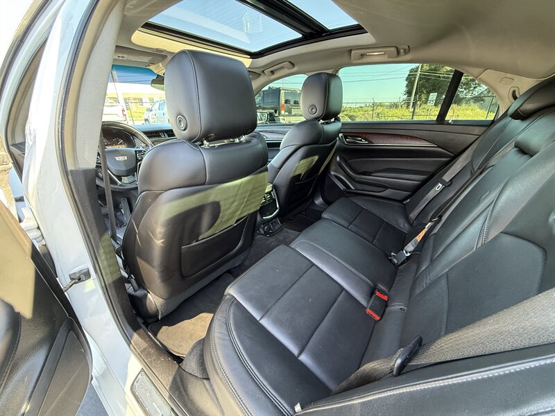 2017 Cadillac CTS 3.6L Luxury - Photo 10 - Cahokia, IL 62206