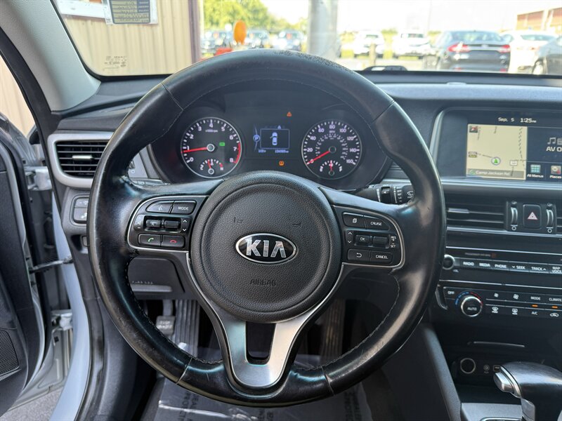 2016 Kia Optima LX Turbo - Photo 13 - Cahokia, IL 62206