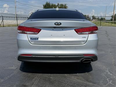2016 Kia Optima LX Turbo - Photo 8 - Cahokia, IL 62206