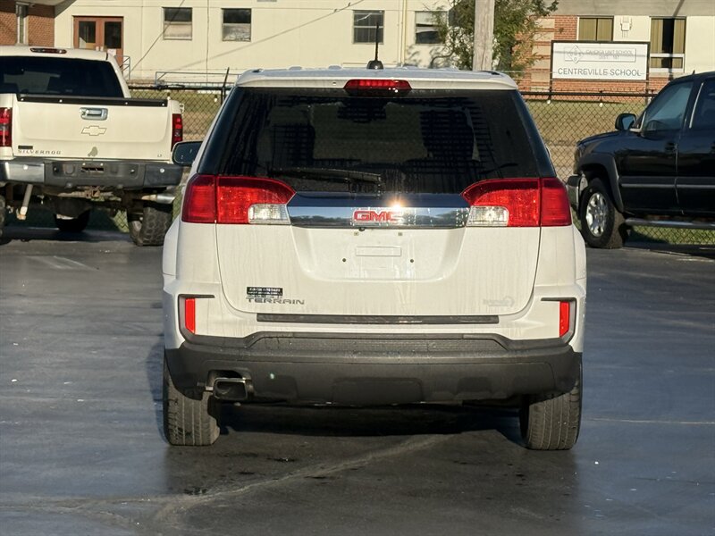 2016 GMC Terrain SLE-1 - Photo 8 - Cahokia, IL 62206