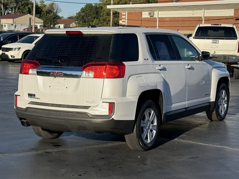 2016 GMC Terrain SLE-1 - Photo 9 - Cahokia, IL 62206