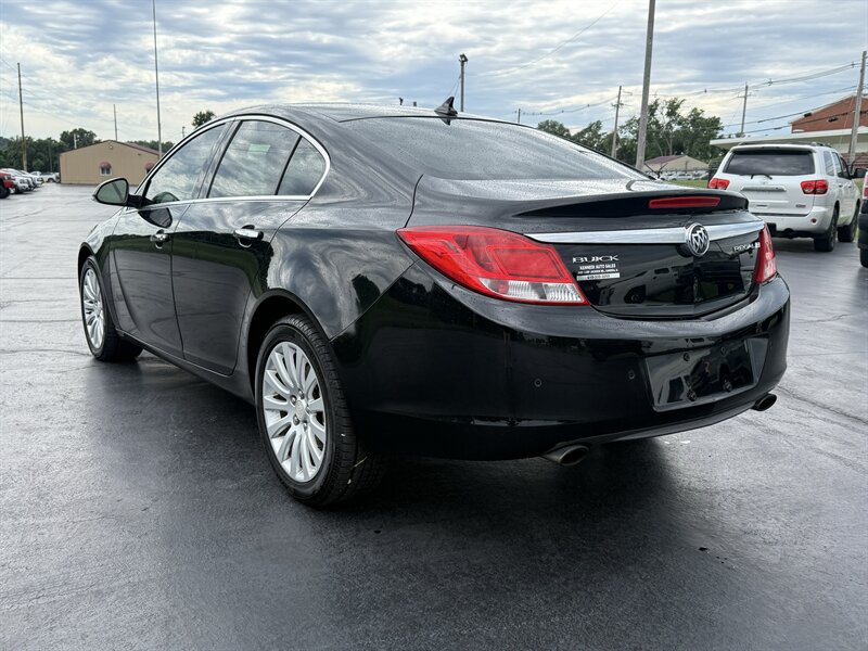 2013 Buick Regal Premium 1 - Photo 7 - Cahokia, IL 62206