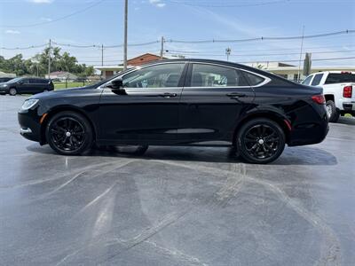 2015 Chrysler 200 Limited   - Photo 3 - Cahokia, IL 62206