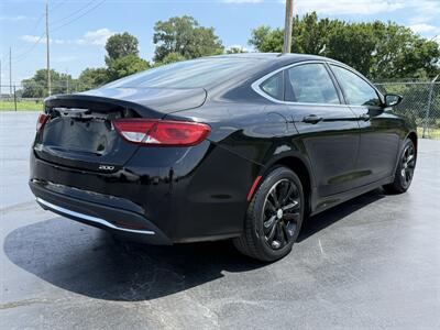 2015 Chrysler 200 Limited   - Photo 7 - Cahokia, IL 62206