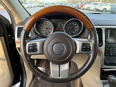 2011 Jeep Grand Cherokee Overland   - Photo 15 - Cahokia, IL 62206