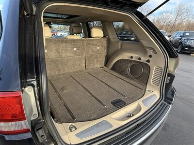 2011 Jeep Grand Cherokee Overland   - Photo 13 - Cahokia, IL 62206