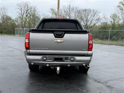 2008 Chevrolet Avalanche LTZ   - Photo 6 - Cahokia, IL 62206