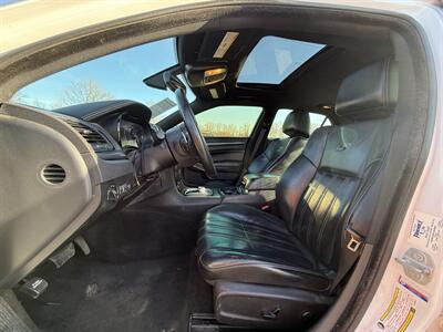 2016 Chrysler 300 Series S - Photo 8 - Cahokia, IL 62206
