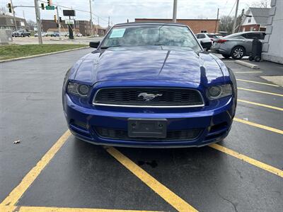 2013 Ford Mustang V6   - Photo 6 - Fairview Heights, IL 62208